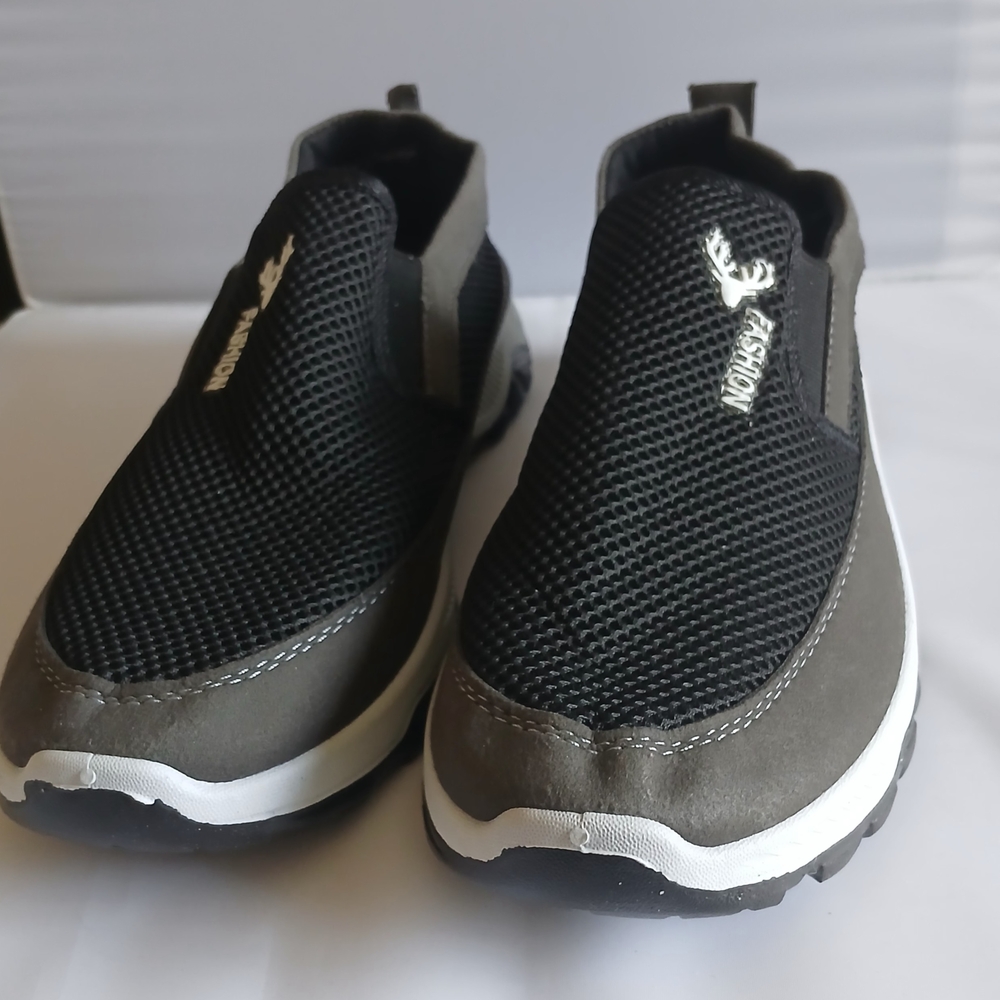 Men's Black and Gray Slip-On Shoes